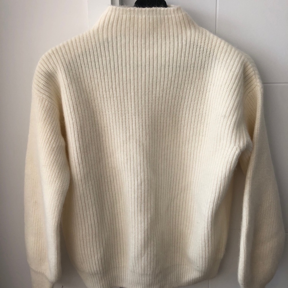 Off-white Mid Turtleneck Sweater